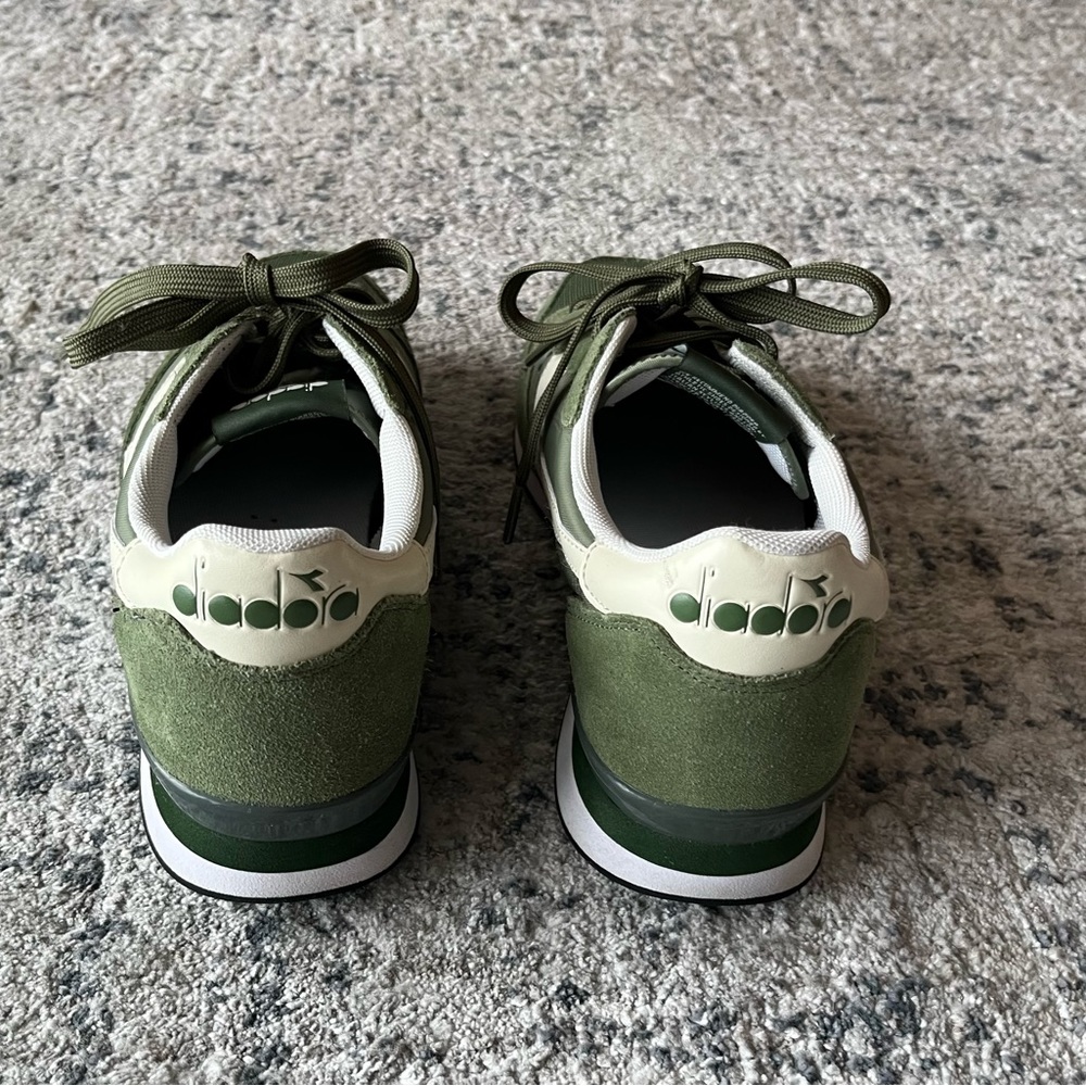 Diadora Green and White Sneakers Retro Design - Picture 6 of 13